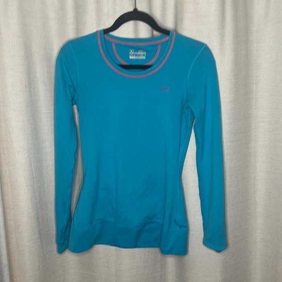 Under Armour Tops - Under Armour Long Sleeve size- Small